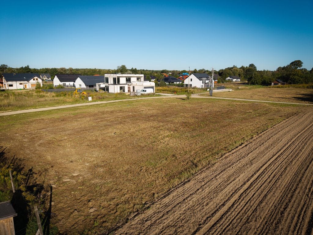 Działka  pokojowe na Sprzedaż