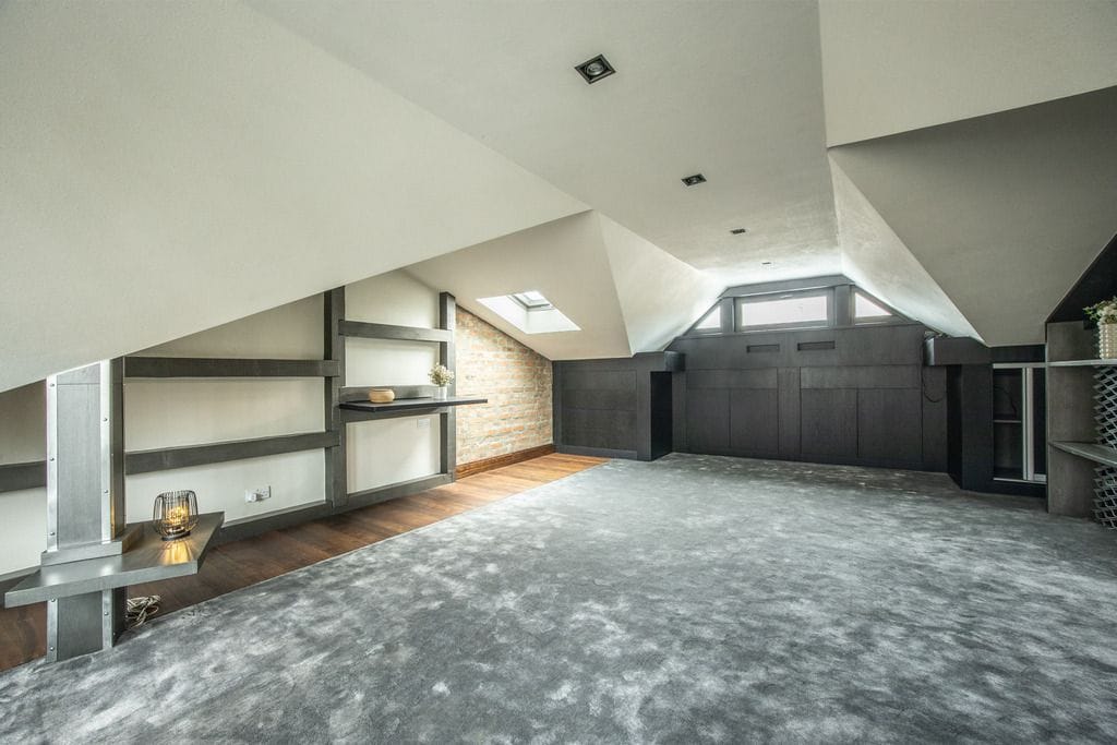 Lokal użytkowy  pokojowe na Sprzedaż