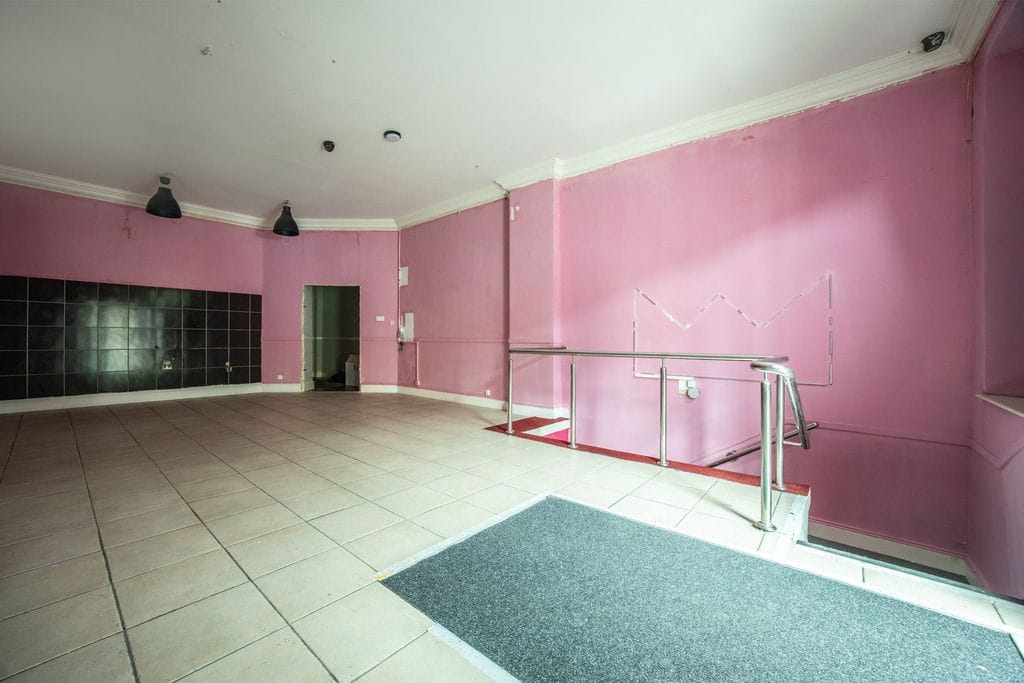 Lokal użytkowy  pokojowe na Sprzedaż