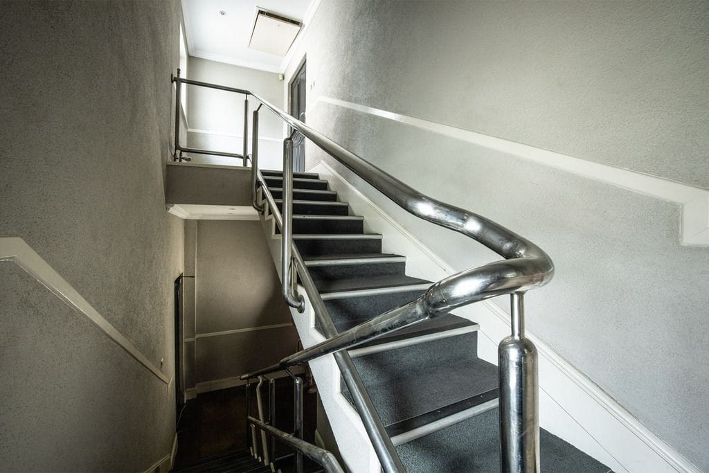 Lokal użytkowy  pokojowe na Sprzedaż