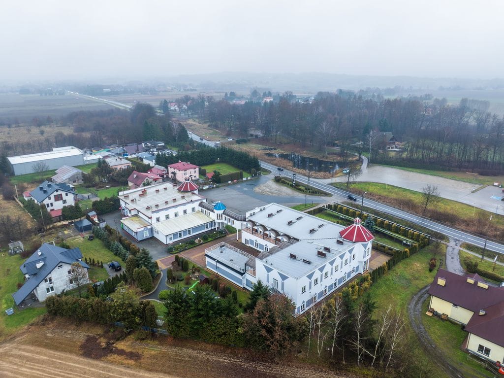 Lokal użytkowy  pokojowe na Sprzedaż