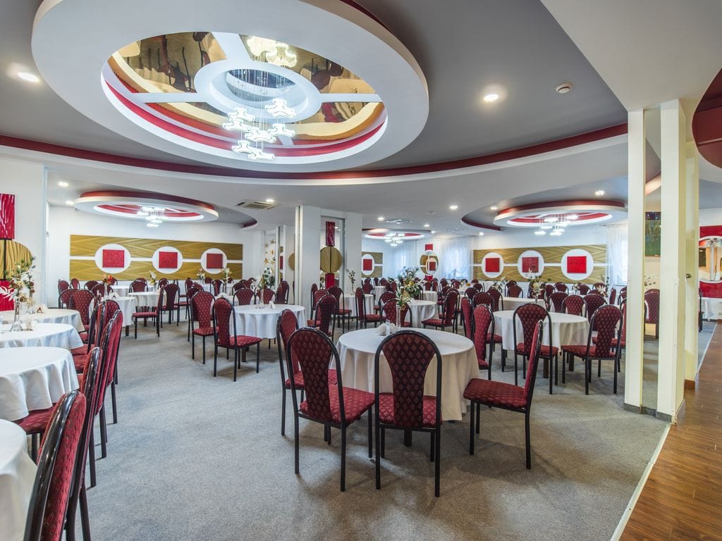 Lokal użytkowy  pokojowe na Sprzedaż