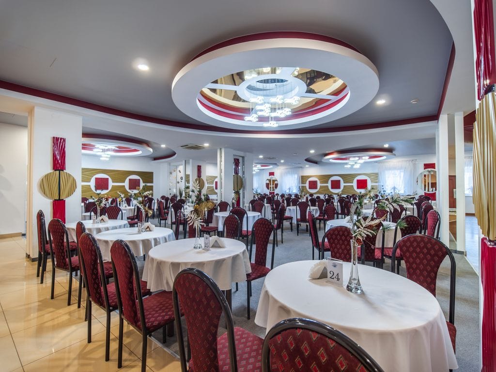 Lokal użytkowy  pokojowe na Sprzedaż