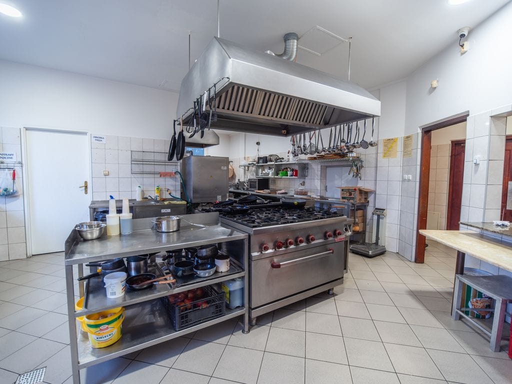 Lokal użytkowy  pokojowe na Sprzedaż