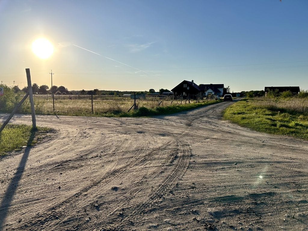 Działka  pokojowe na Sprzedaż