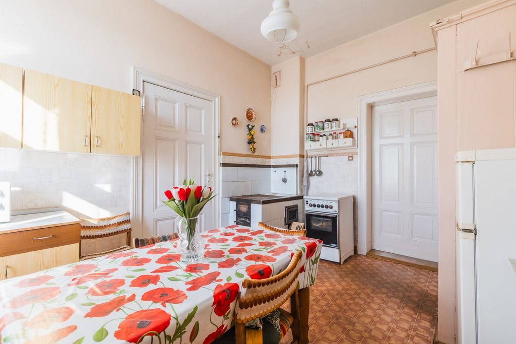 Mieszkanie 4 pokojowe na Sprzedaż