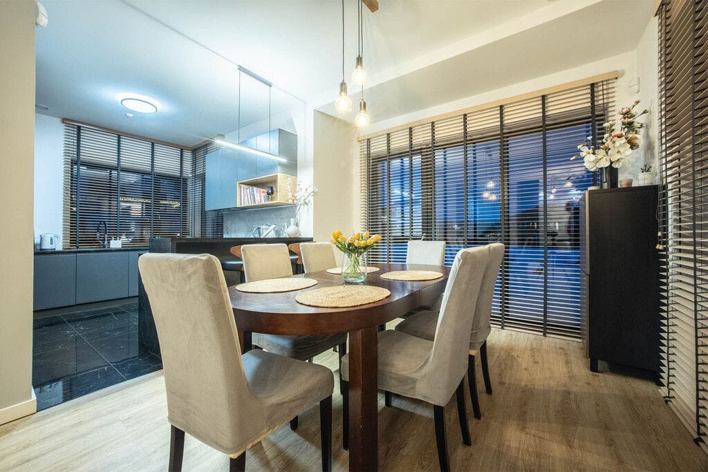 Dom 5 pokojowe na Sprzedaż