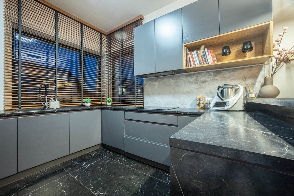 Dom 5 pokojowe na Sprzedaż