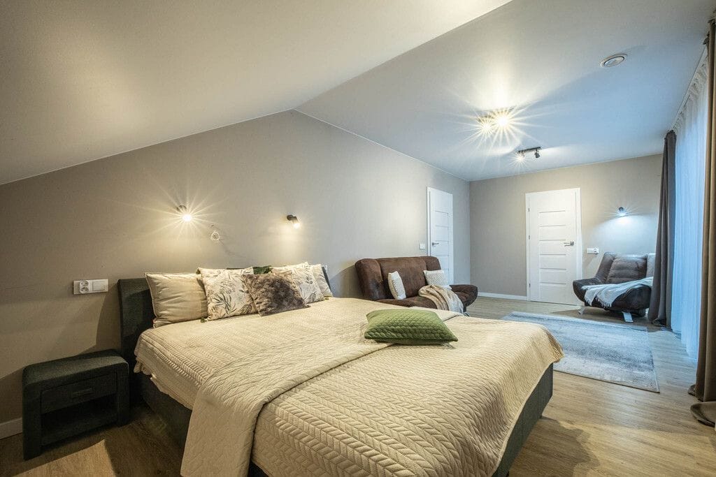 Dom 5 pokojowe na Sprzedaż