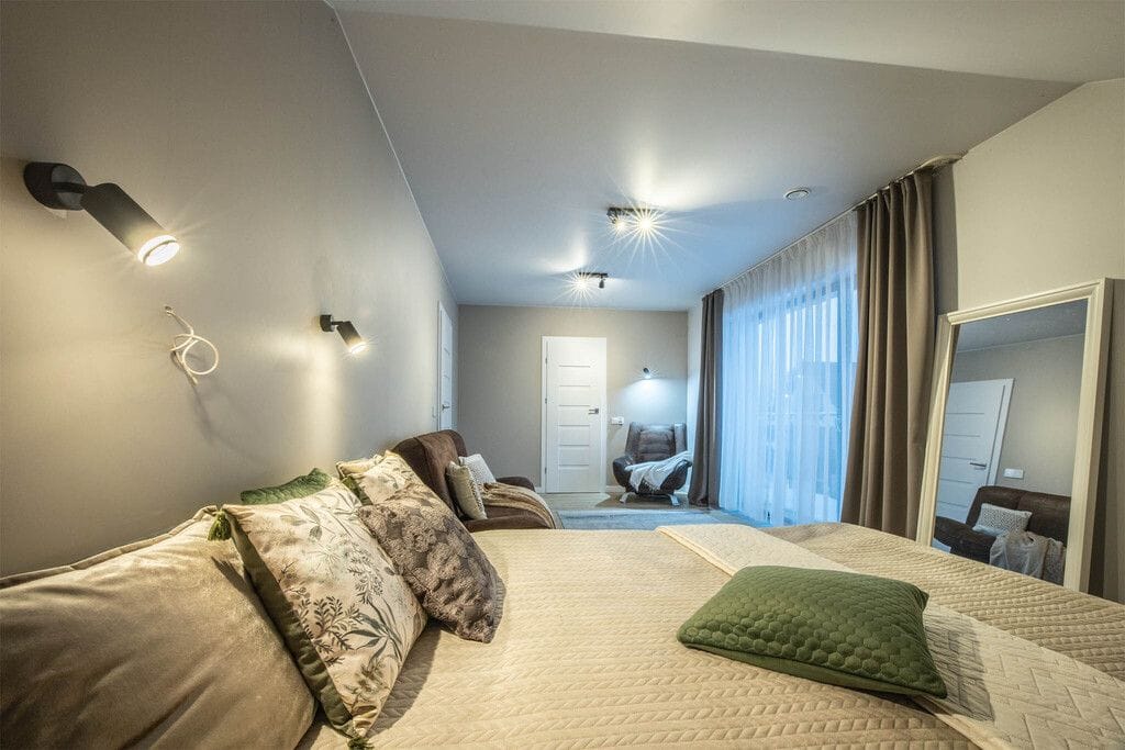 Dom 5 pokojowe na Sprzedaż