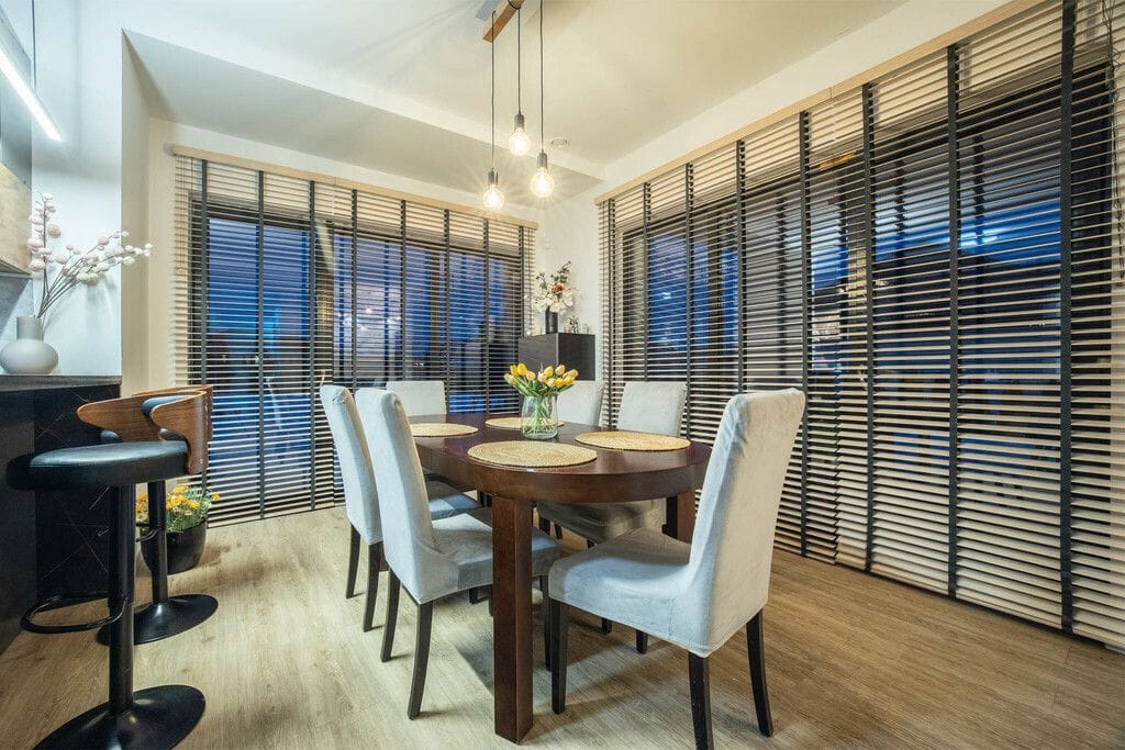 Dom 5 pokojowe na Sprzedaż