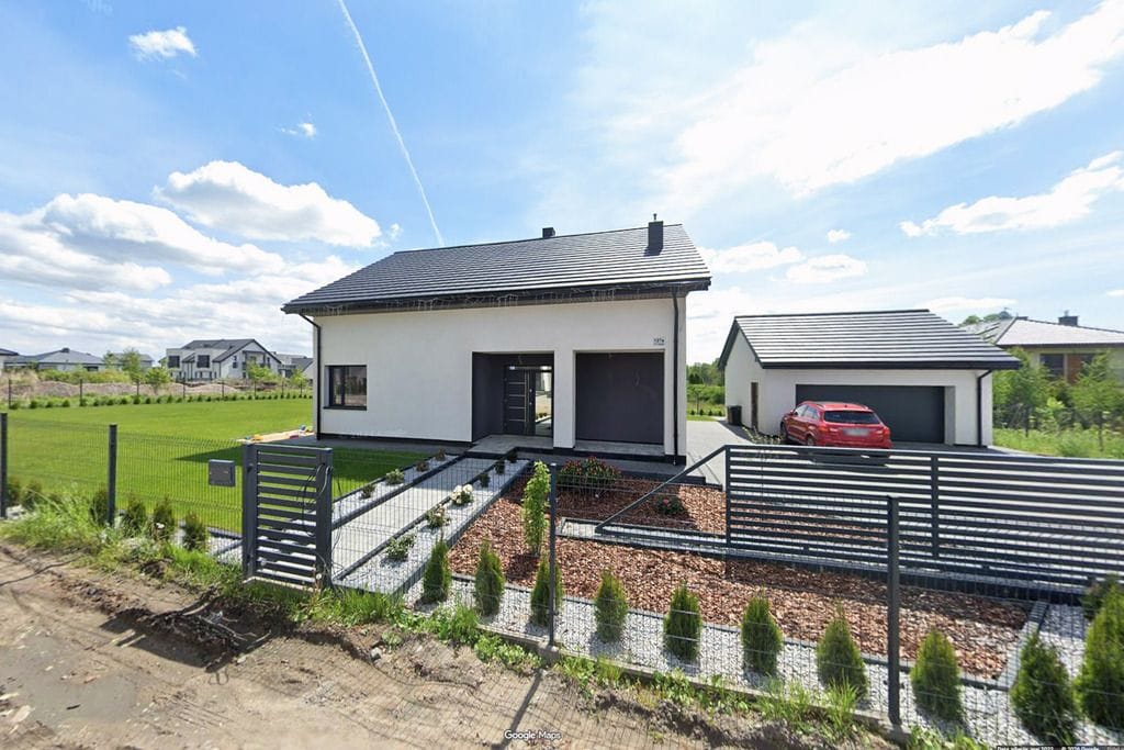 Dom 5 pokojowe na Sprzedaż