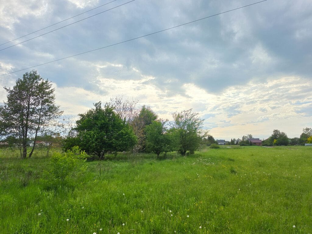 Działka  pokojowe na Sprzedaż