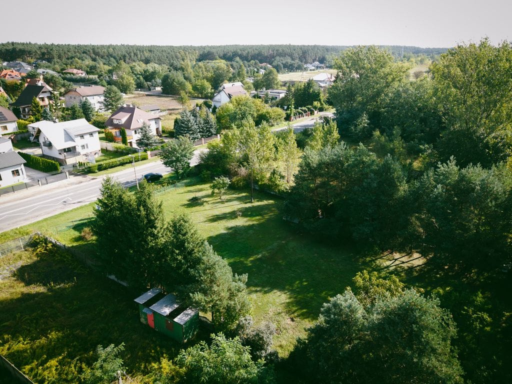 Działka  pokojowe na Sprzedaż