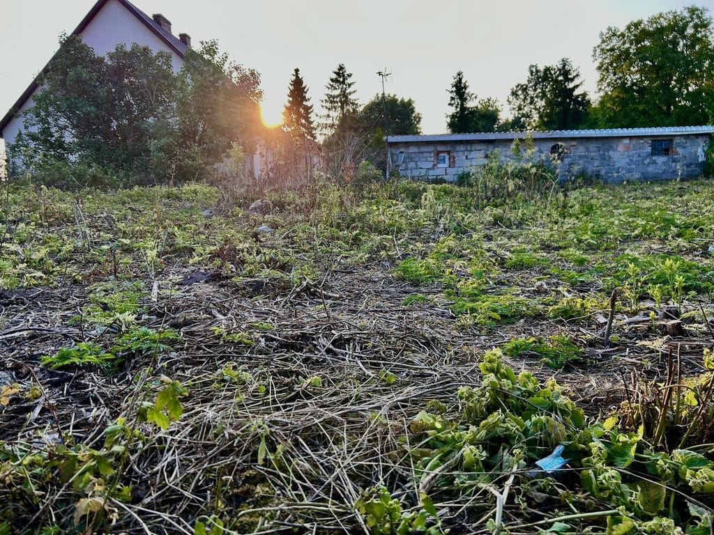 Działka  pokojowe na Sprzedaż