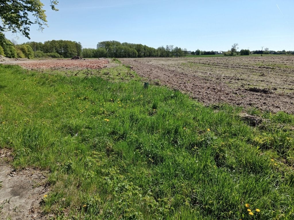 Działka  pokojowe na Sprzedaż