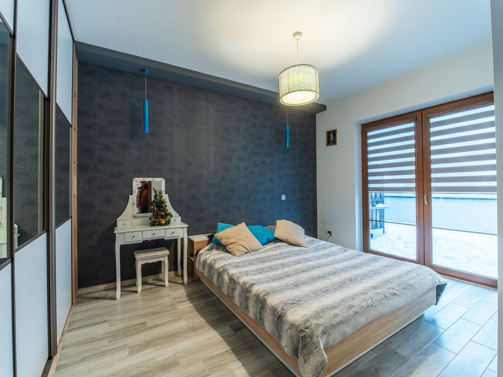 Dom 7 pokojowe na Sprzedaż