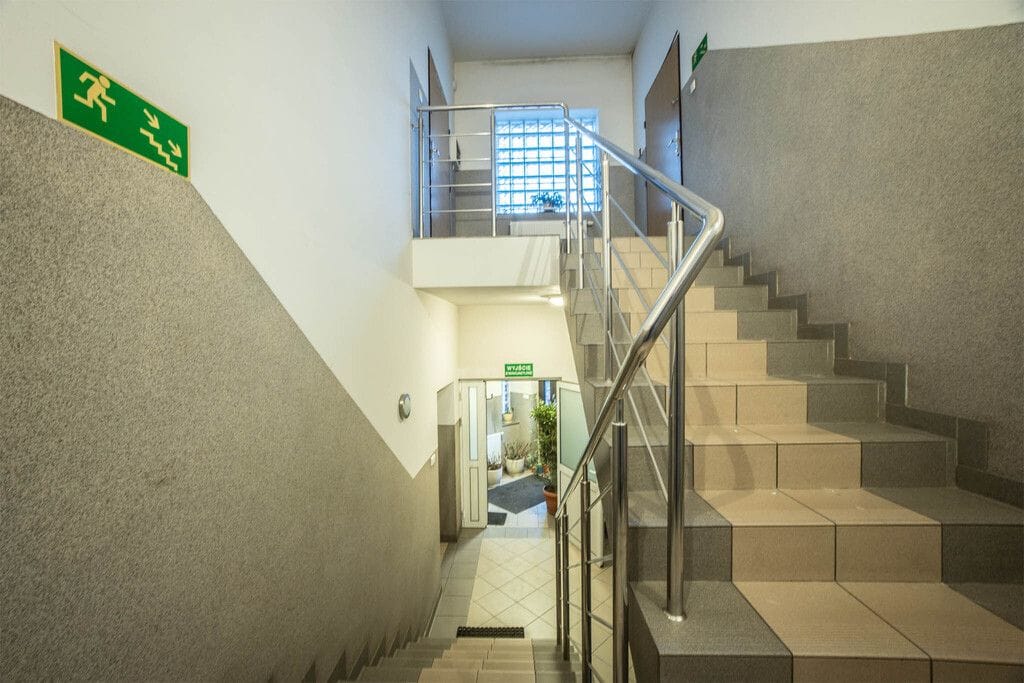 Dom 5 pokojowe na Sprzedaż