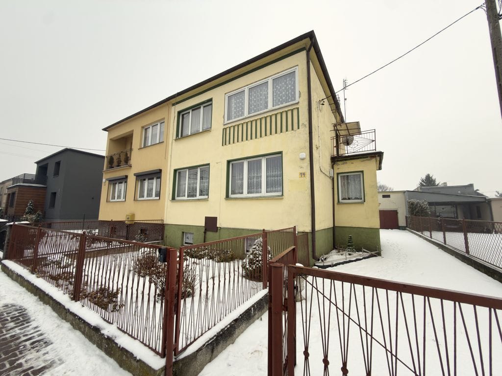 Dom 5 pokojowe na Sprzedaż