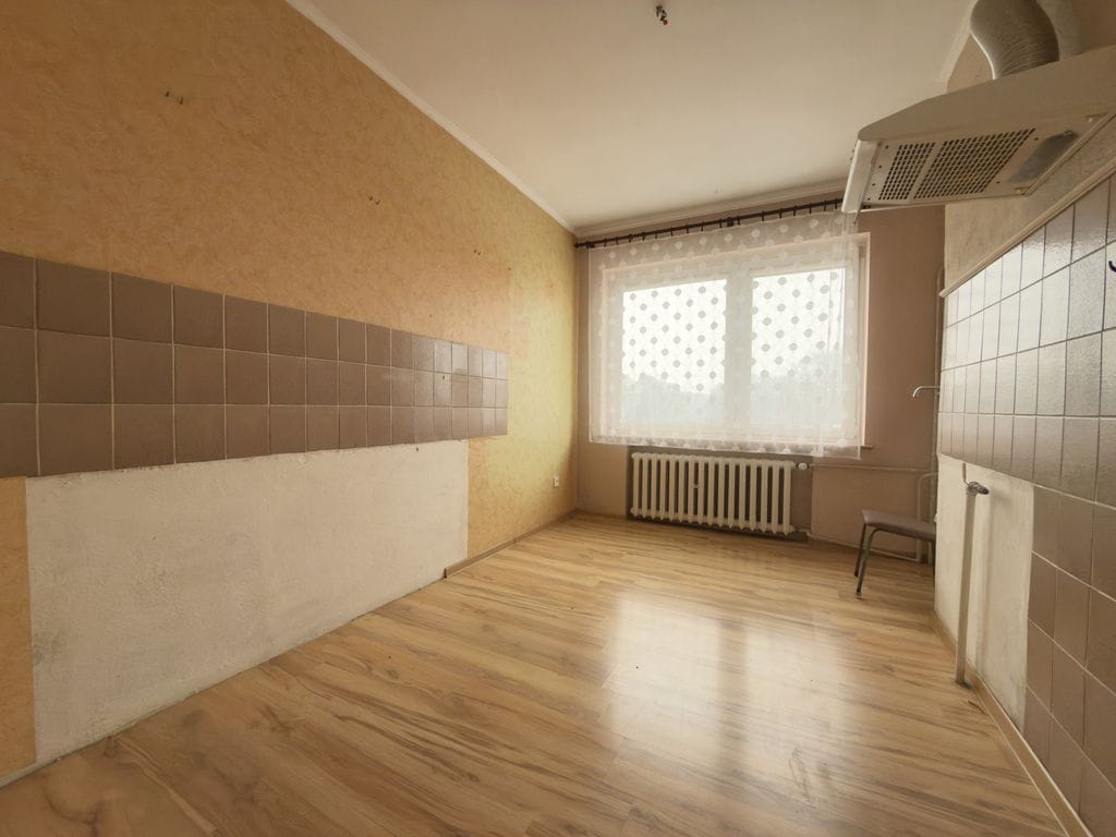 Dom 5 pokojowe na Sprzedaż