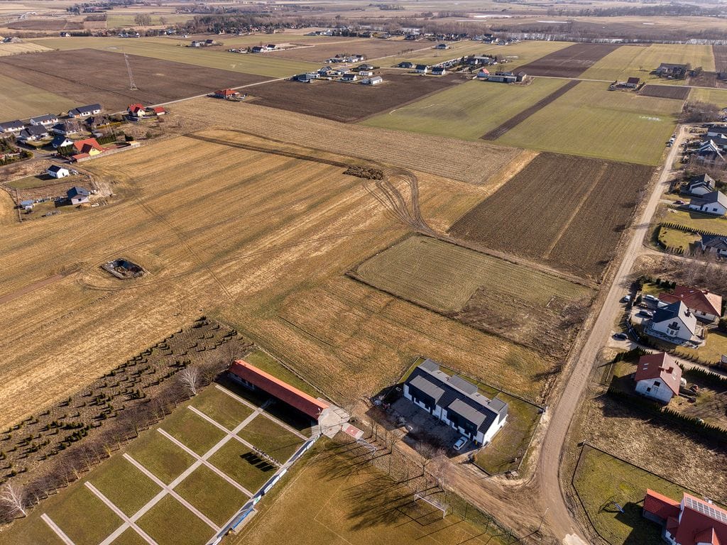 Działka  pokojowe na Sprzedaż