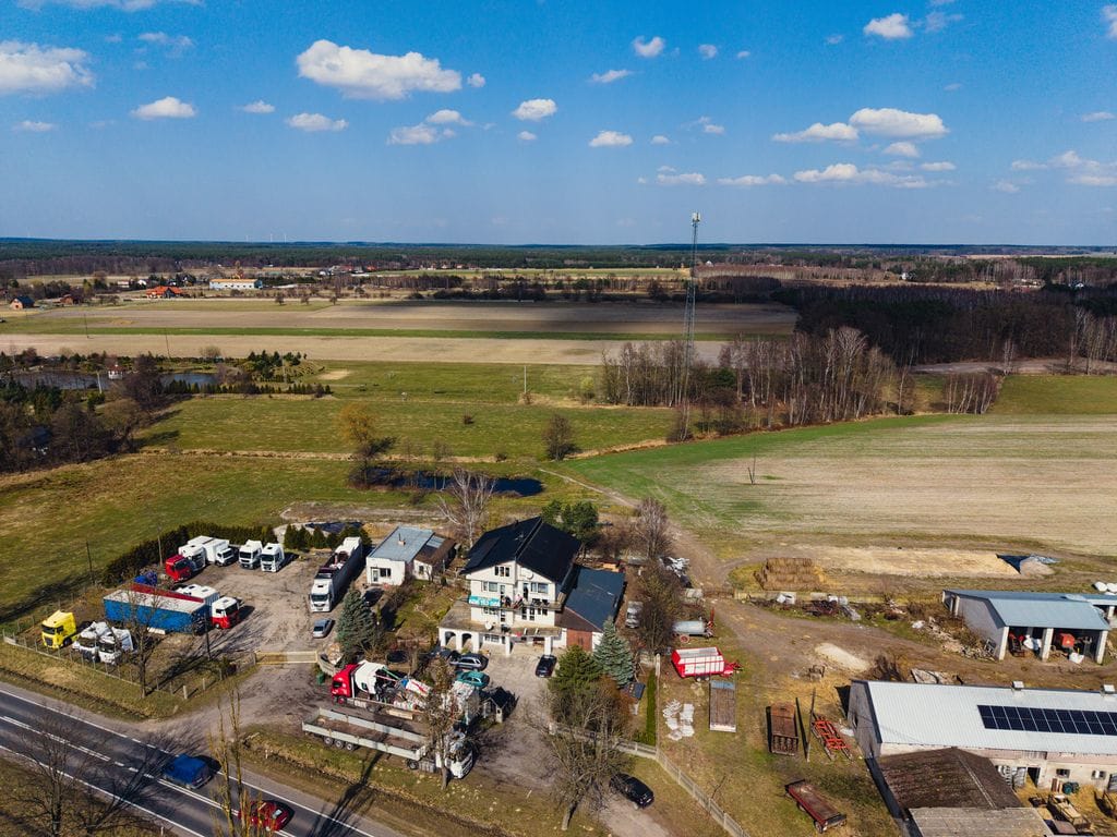 Działka  pokojowe na Sprzedaż