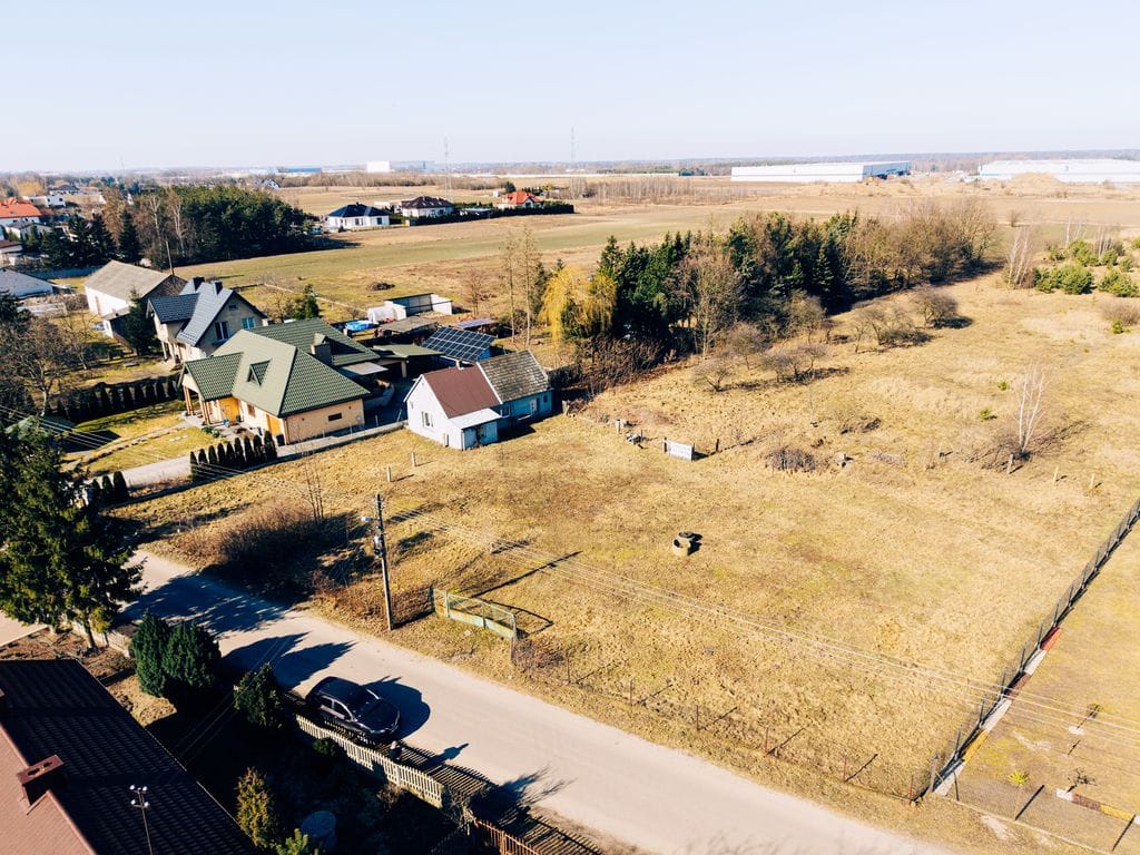 Działka  pokojowe na Sprzedaż