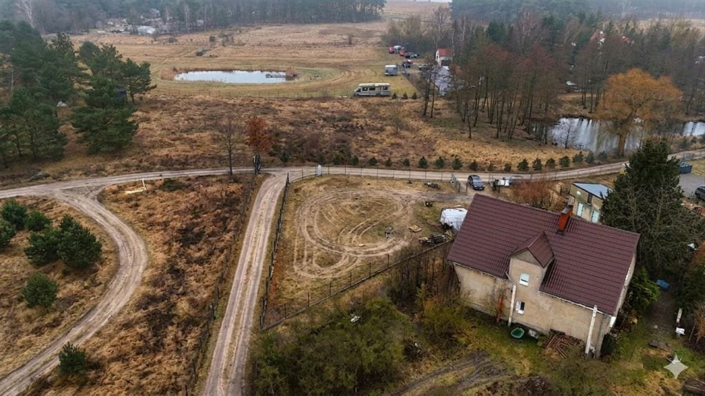 Działka  pokojowe na Sprzedaż