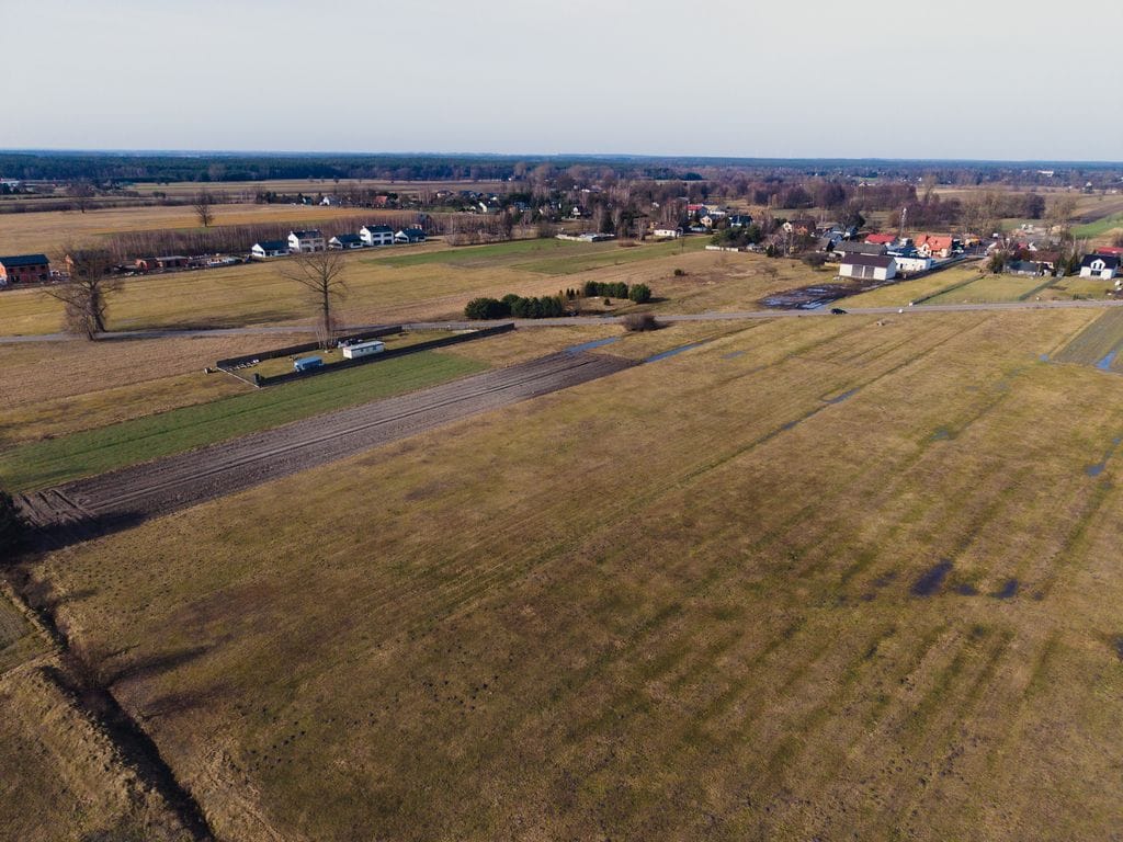 Działka  pokojowe na Sprzedaż