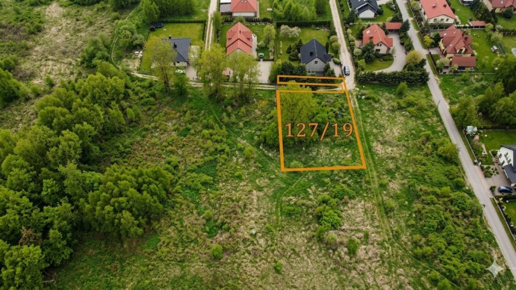 Działka  pokojowe na Sprzedaż