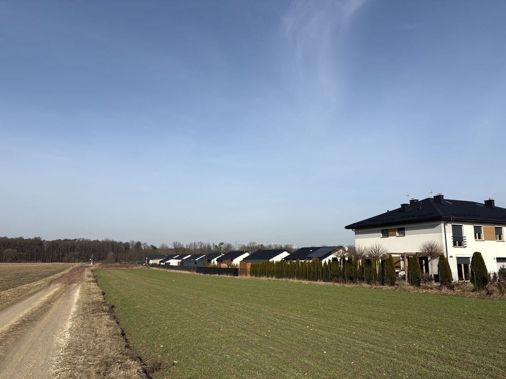 Działka  pokojowe na Sprzedaż