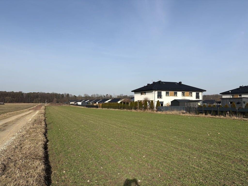 Działka  pokojowe na Sprzedaż