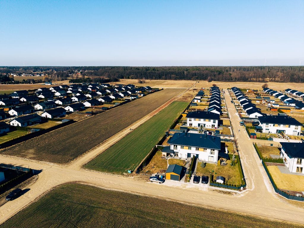 Działka  pokojowe na Sprzedaż