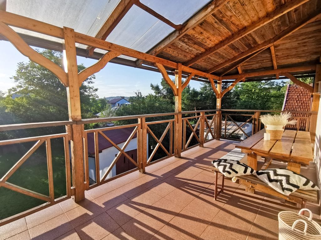 Dom 6 pokojowe na Sprzedaż