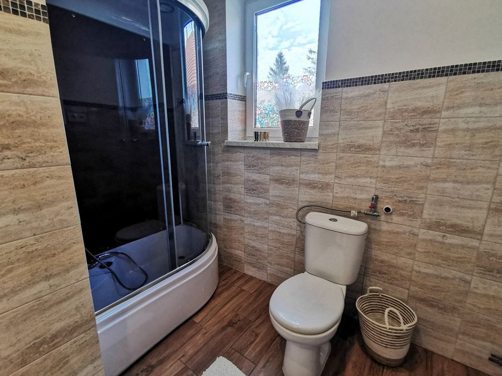 Dom 6 pokojowe na Sprzedaż