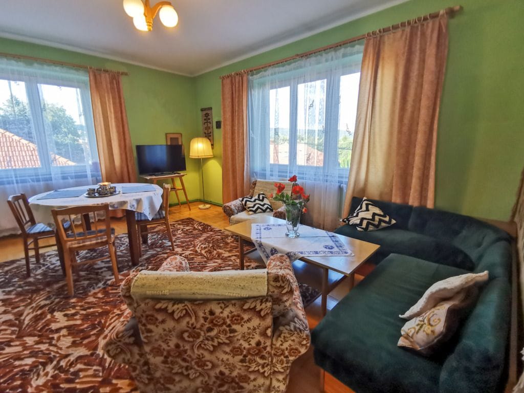 Dom 6 pokojowe na Sprzedaż