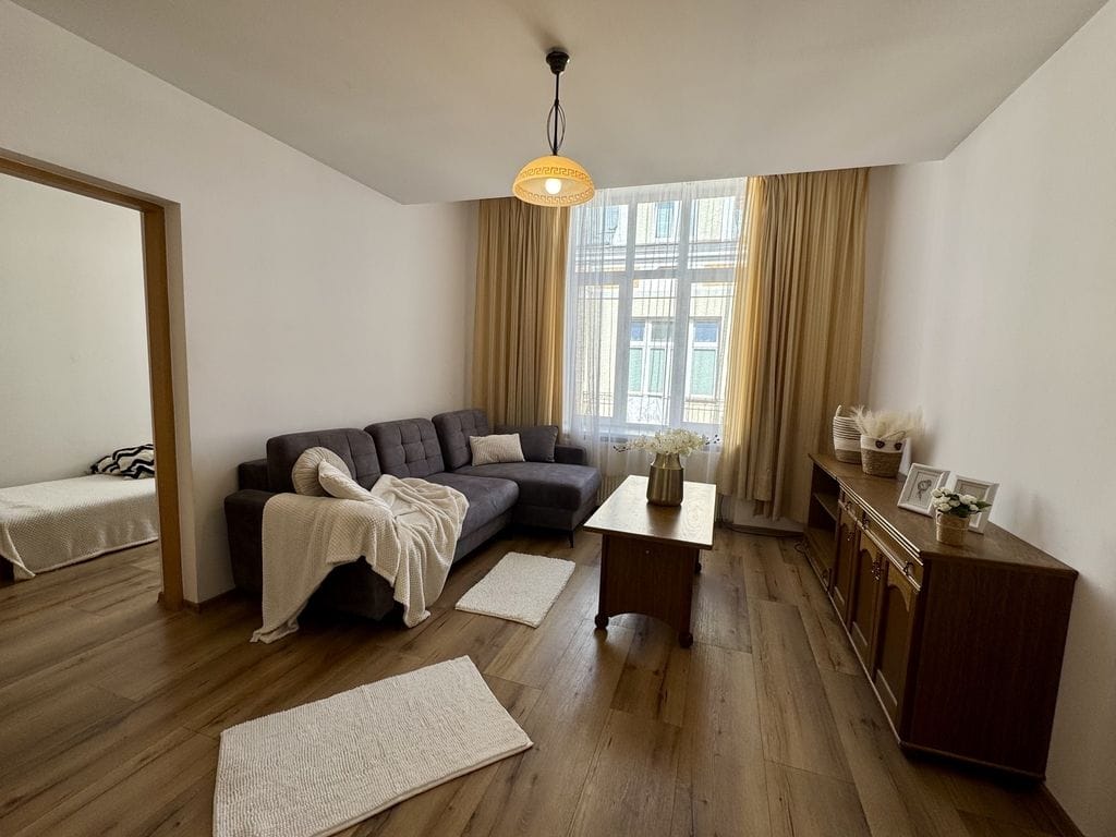 Dom 5 pokojowe na Sprzedaż