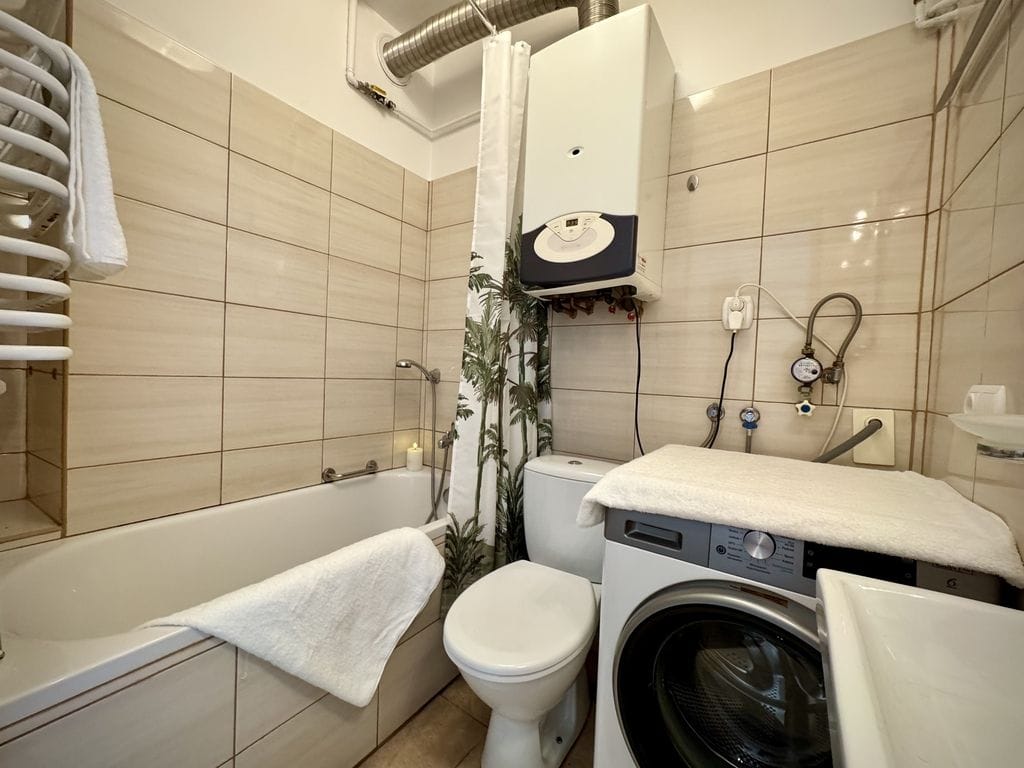 Dom 5 pokojowe na Sprzedaż