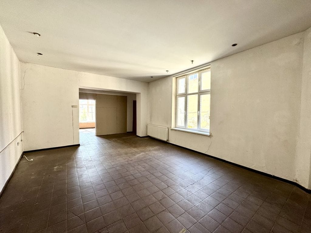 Dom 5 pokojowe na Sprzedaż