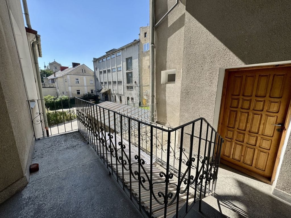 Dom 5 pokojowe na Sprzedaż