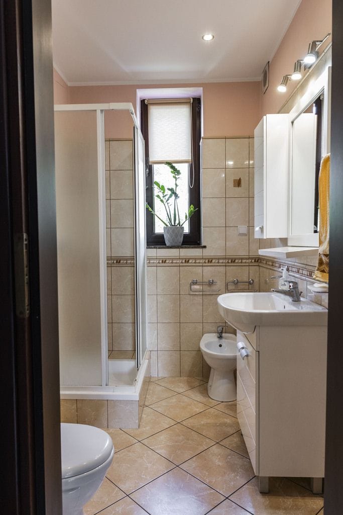 Dom 5 pokojowe na Sprzedaż