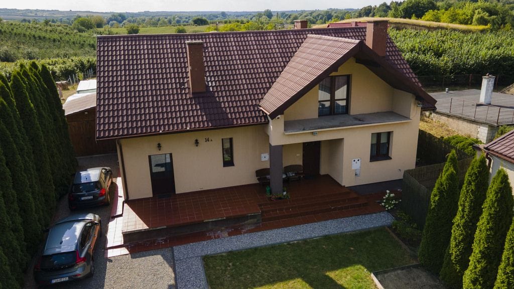 Dom 5 pokojowe na Sprzedaż
