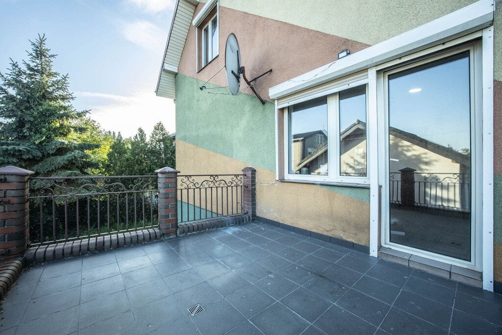 Dom 5 pokojowe na Sprzedaż