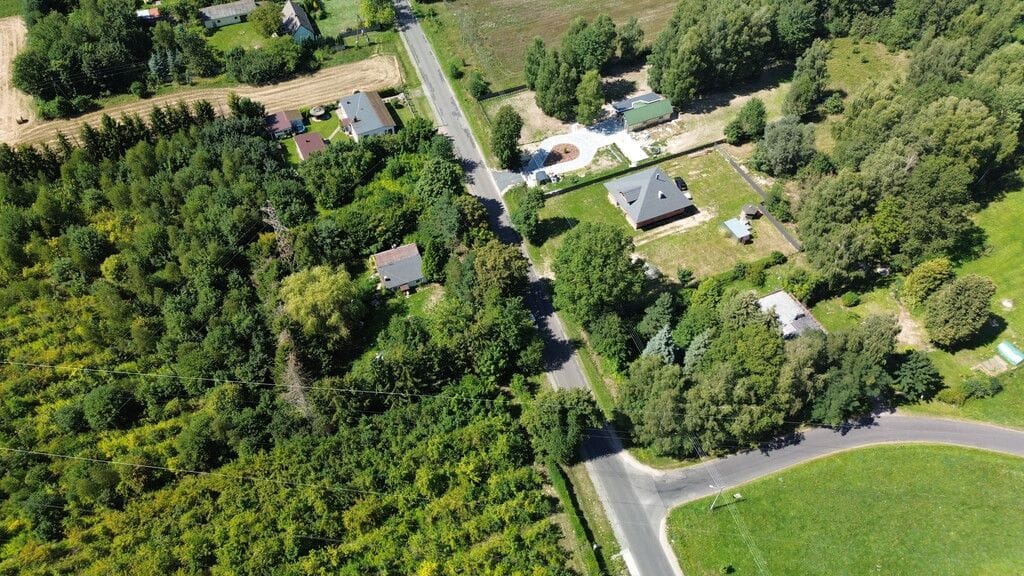 Działka  pokojowe na Sprzedaż