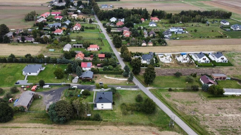 Działka  pokojowe na Sprzedaż