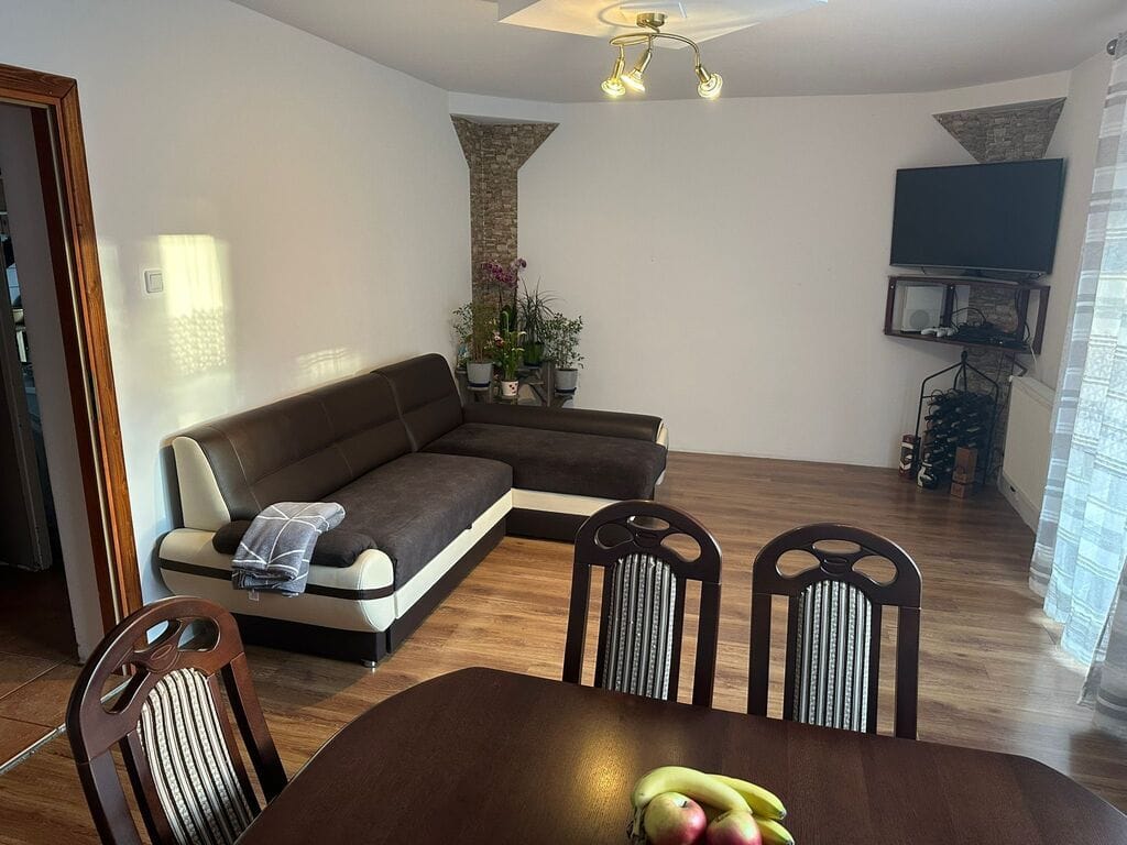 Lokal użytkowy  pokojowe na Sprzedaż