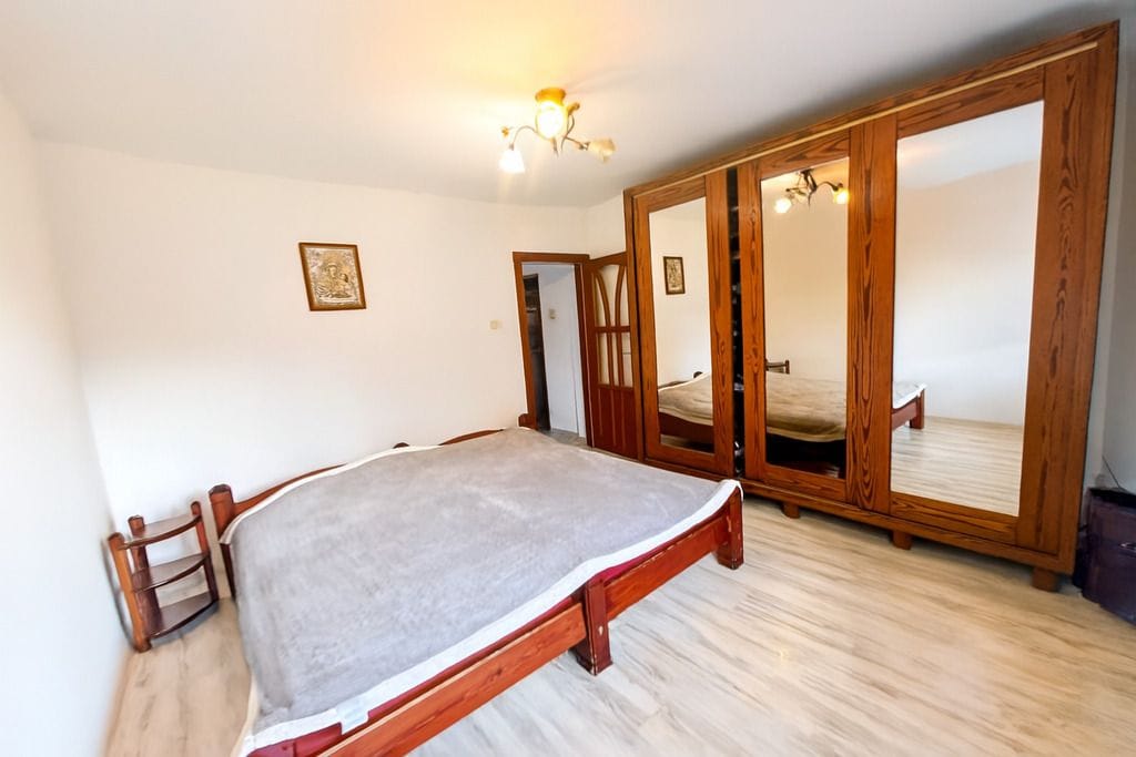 Lokal użytkowy  pokojowe na Sprzedaż