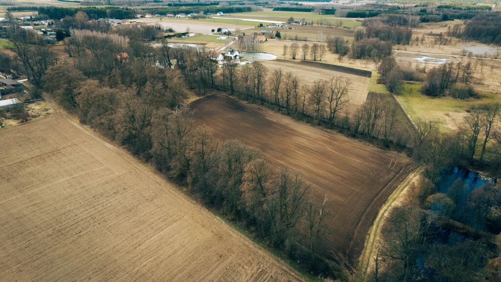 Działka  pokojowe na Sprzedaż