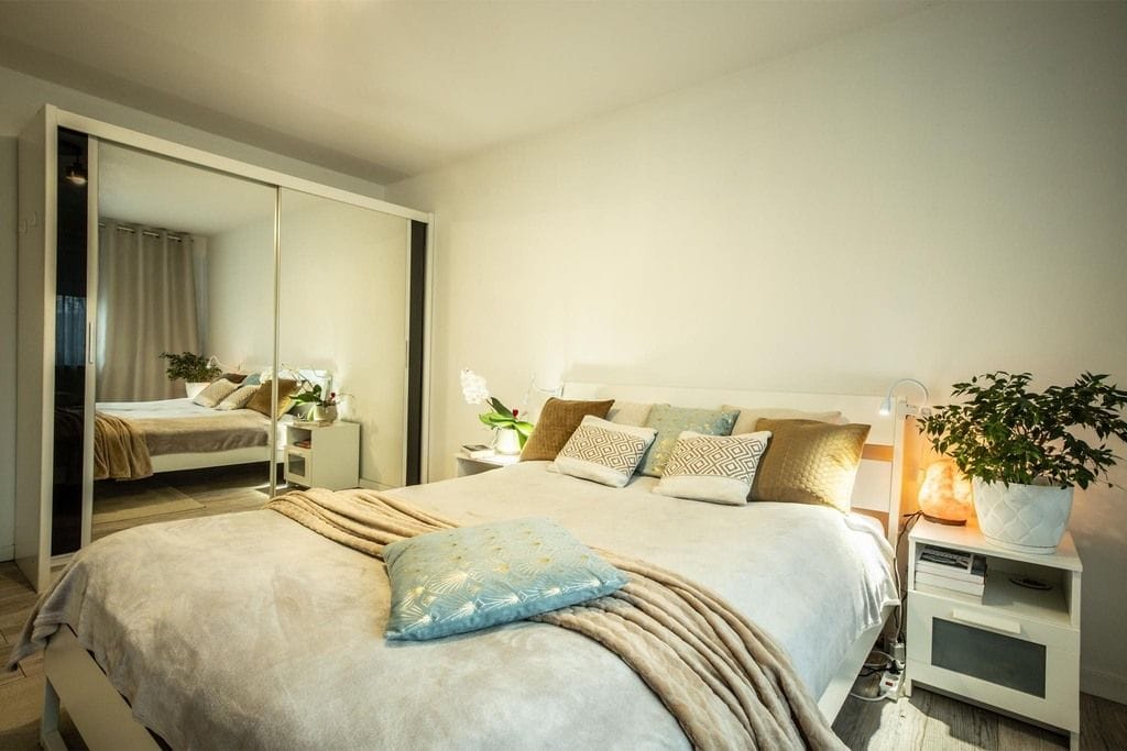 Mieszkanie 4 pokojowe na Sprzedaż