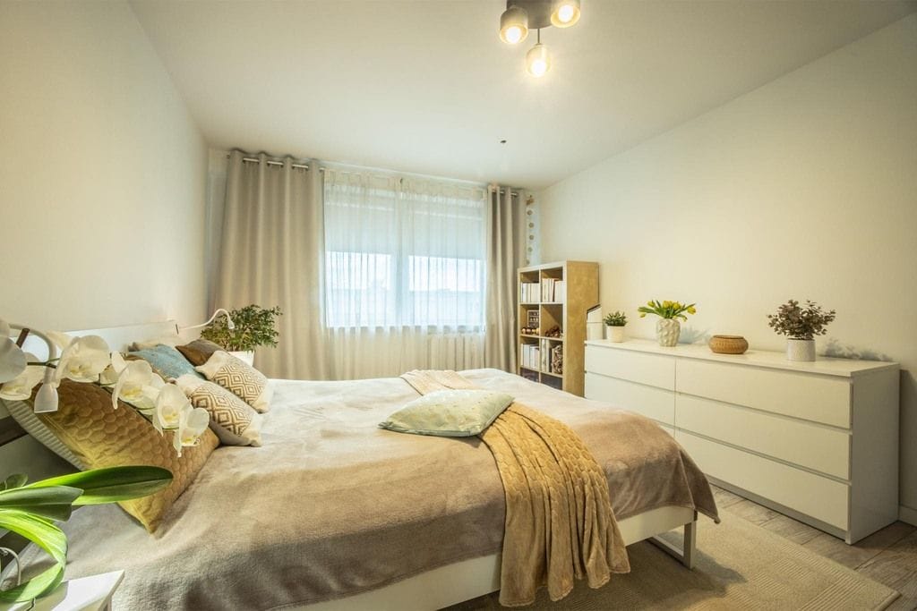 Mieszkanie 4 pokojowe na Sprzedaż